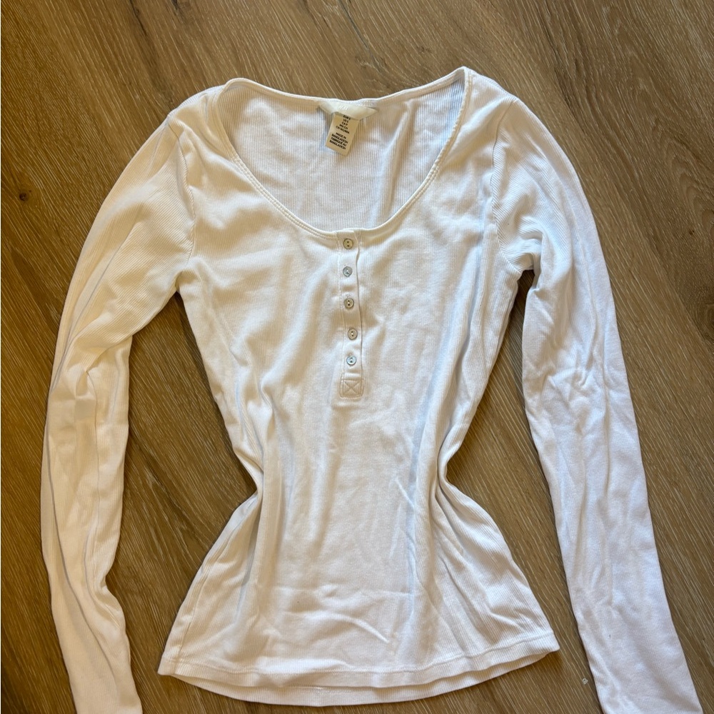 H&M White Button-Front Long Sleeve Blouse